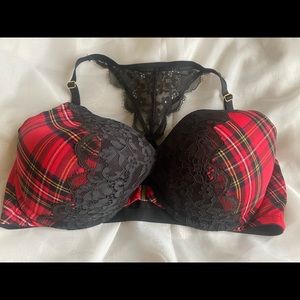 44DD Plaid with black lace Cacique front-clasp bra